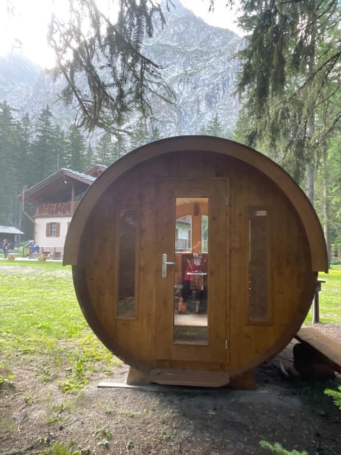 Wildhomes Wild Wolf Lodge Courmayeur Exterior foto