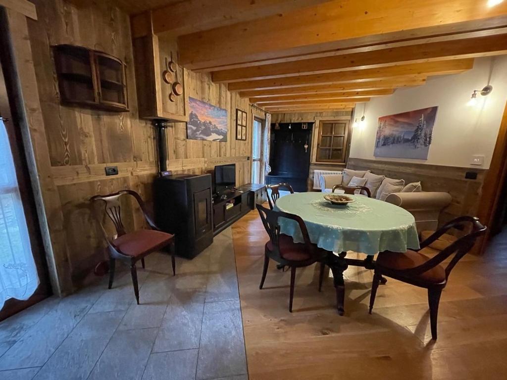 Wildhomes Wild Wolf Lodge Courmayeur Exterior foto