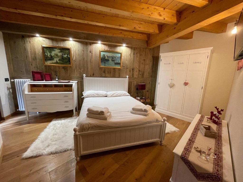 Wildhomes Wild Wolf Lodge Courmayeur Exterior foto